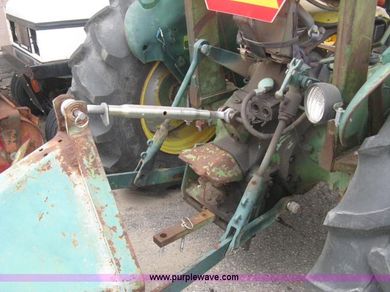 image for item B8209 1980 John Deere 2040 tractor