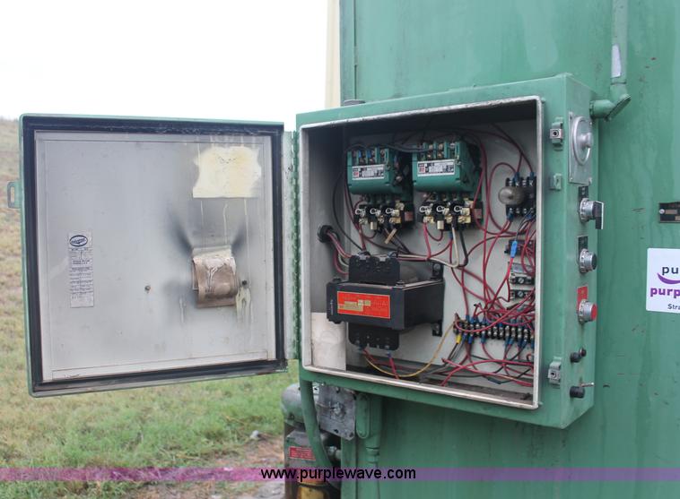 image for item C2823 Storm Vulcan Mark IV industrial wash cabinet