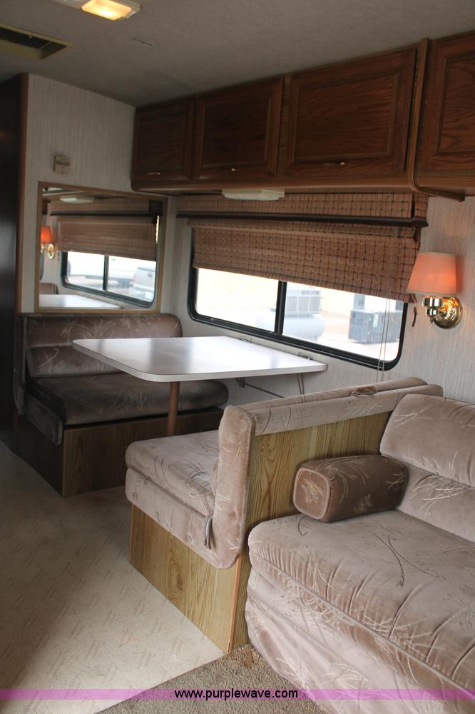 image for item C2824 1991 Fleetwood Bounder 31' RV camper