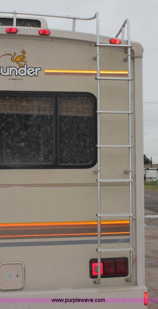 image for item C2824 1991 Fleetwood Bounder 31' RV camper