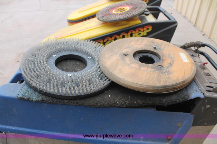 image for item C2826 Floor buffers and scrubber