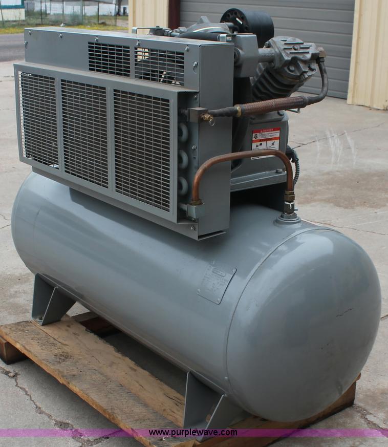 image for item C2827 Ingersoll Rand T30 air compressor