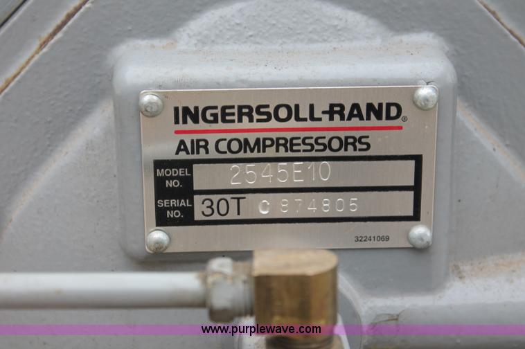 image for item C2827 Ingersoll Rand T30 air compressor