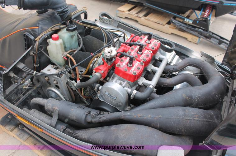 image for item C2829 1990 Polaris Indy 650 snowmobile