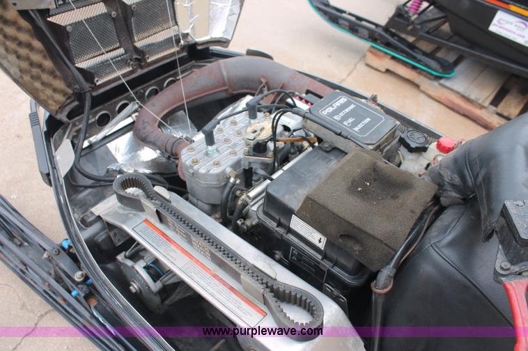 image for item C2830 1991 Polaris Indy 500 EFI snowmobile