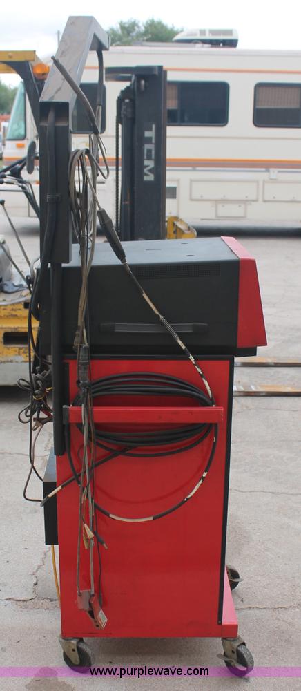 image for item C2831 Digital oscilloscope and exhaust analyzer