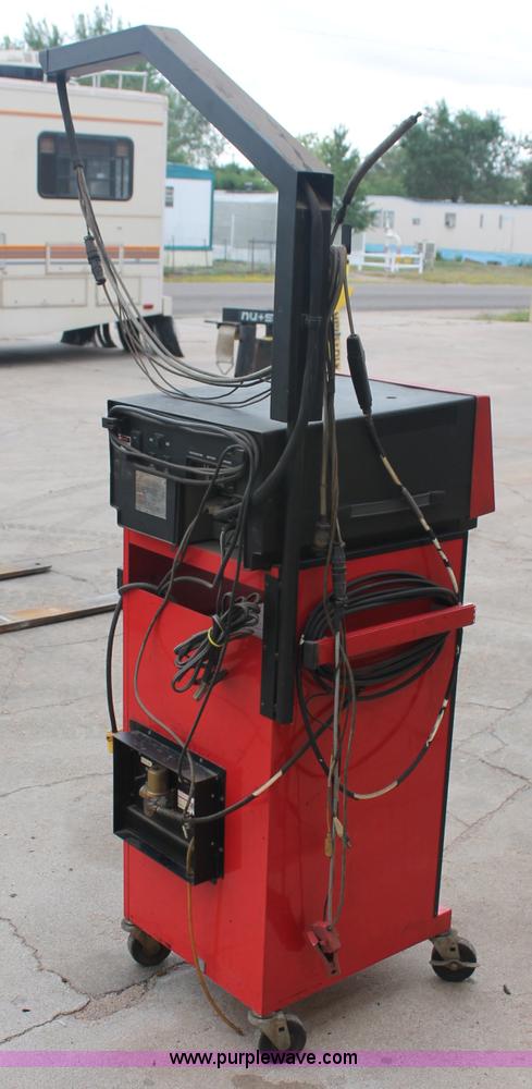 image for item C2831 Digital oscilloscope and exhaust analyzer