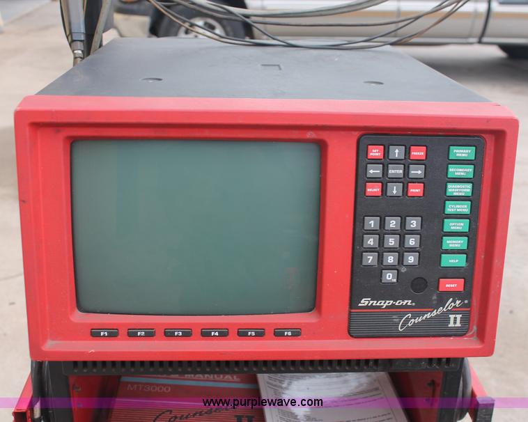 image for item C2831 Digital oscilloscope and exhaust analyzer