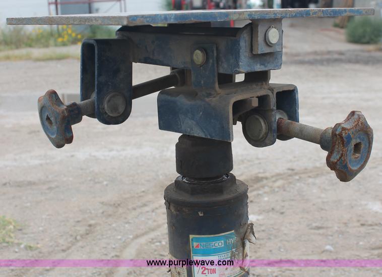 image for item C2833 Nesco telescoping hydraulic high lift transmission jack