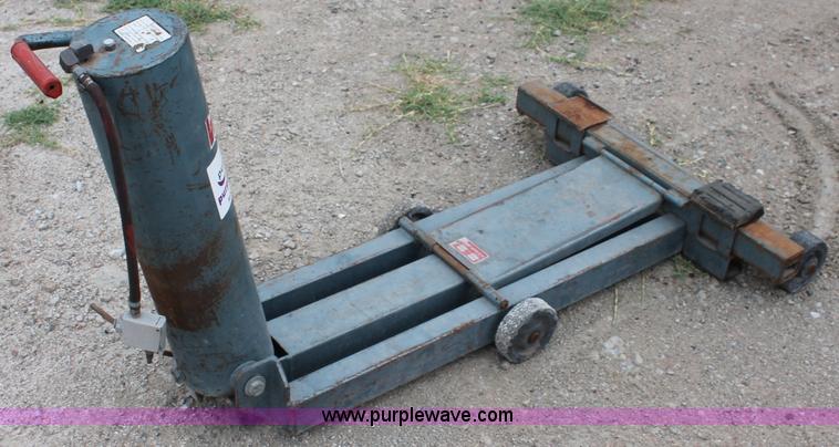 image for item C2834 Vulcan FL32 low profile air jack