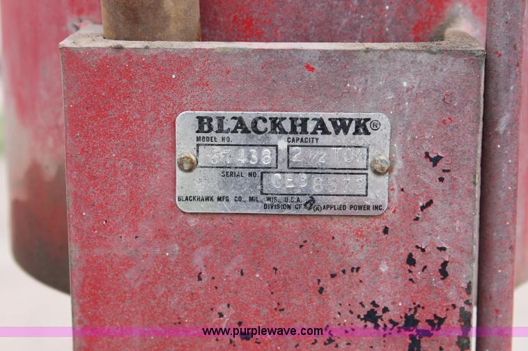 image for item C2836 Blackhawk air bumper jack