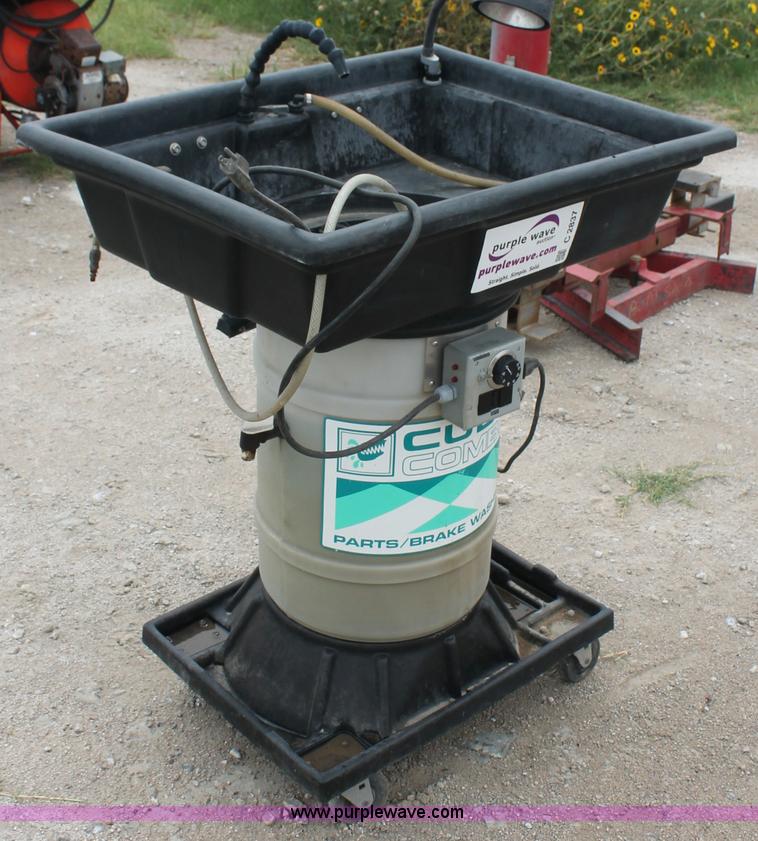 image for item C2837 Cuda combo parts and brakes wash sink