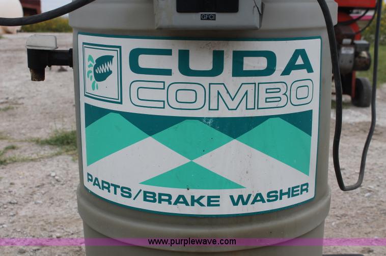 image for item C2837 Cuda combo parts and brakes wash sink