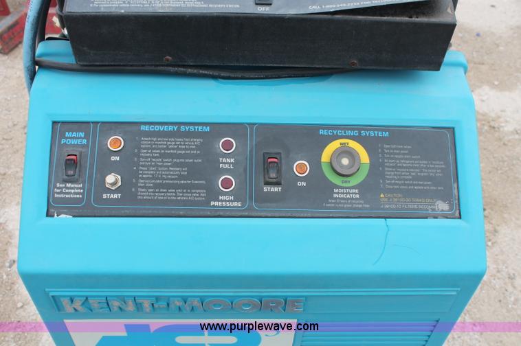 image for item C2838 Kent-Moore air conditioning, refrigerant recovery, and recycling system