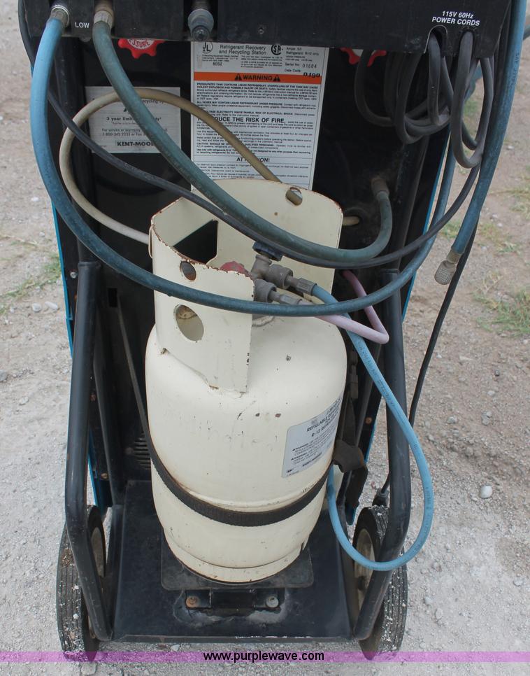 image for item C2838 Kent-Moore air conditioning, refrigerant recovery, and recycling system