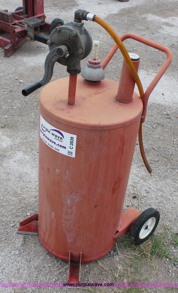 image for item C2839 20 gallon fuel caddy