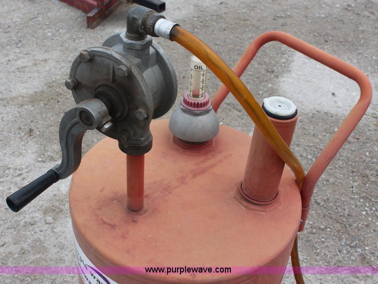 image for item C2839 20 gallon fuel caddy