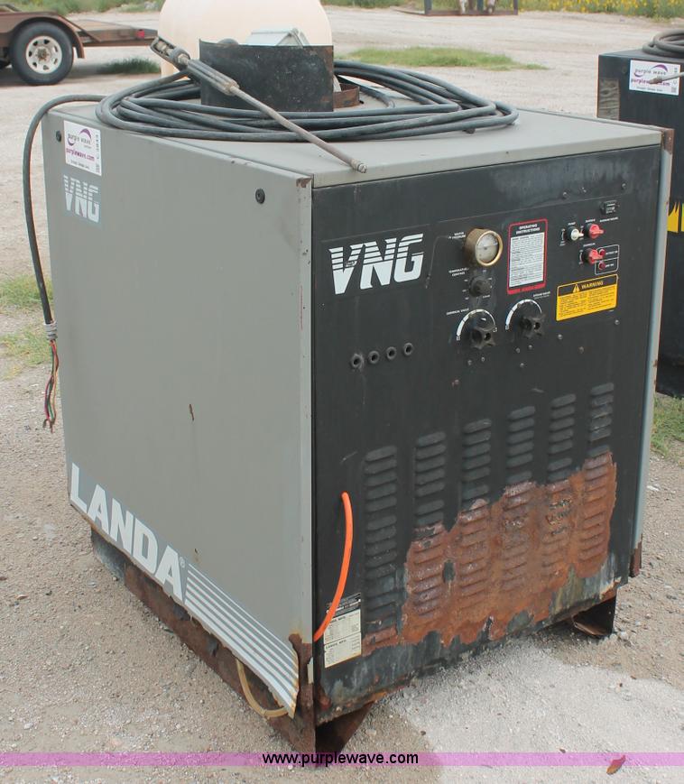 image for item C2843 Landa VNG power washer