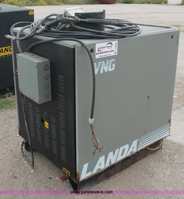 image for item C2843 Landa VNG power washer