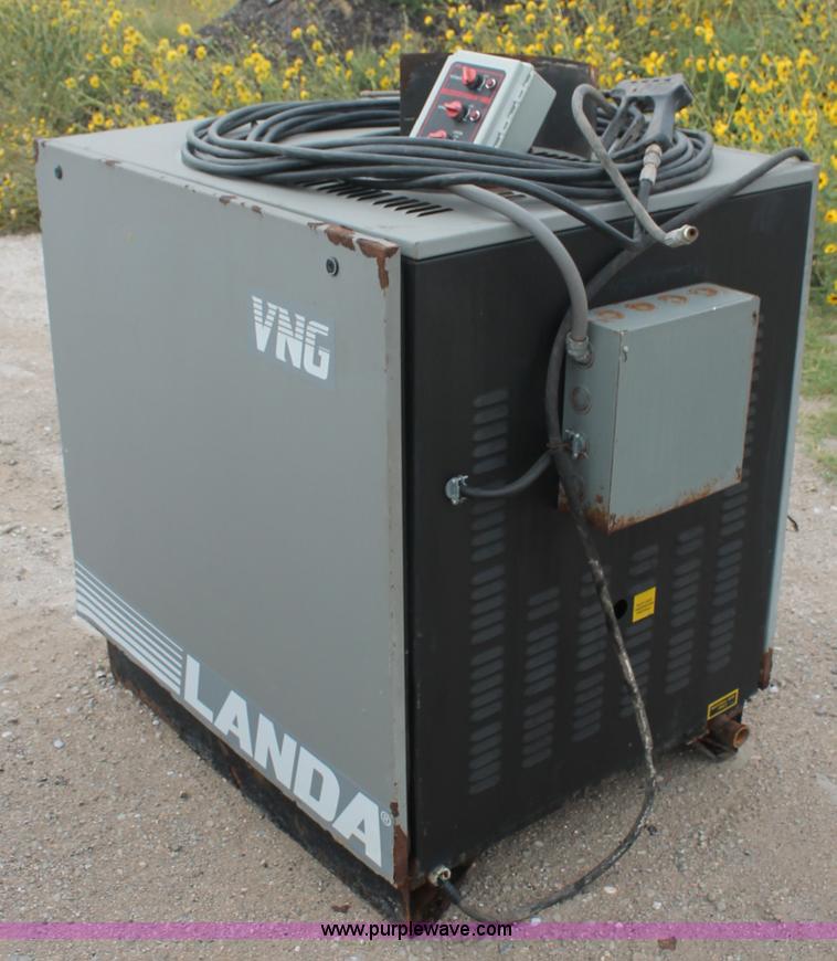 image for item C2843 Landa VNG power washer