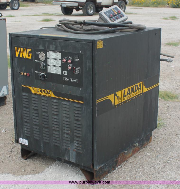image for item C2844 Landa VNG power washer