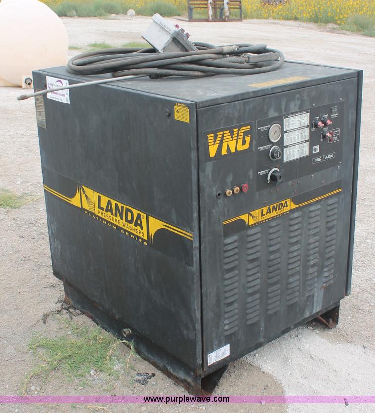 image for item C2844 Landa VNG power washer