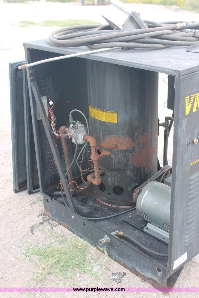 image for item C2844 Landa VNG power washer