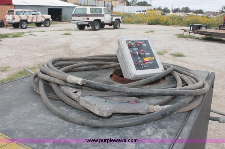 image for item C2844 Landa VNG power washer