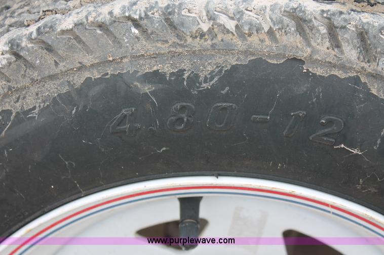 image for item C2846 1991 Four Winns Fling jet boat