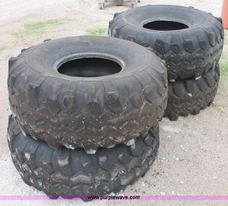 image for item C2847 (4) Super Swamper TSL 15/39.5-15LT tires
