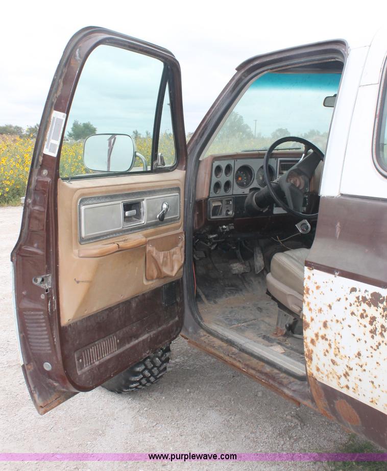 image for item C2848 1979 Chevrolet K5 Blazer SUV