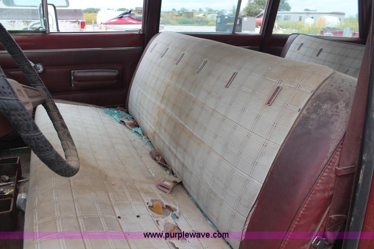 image for item C2849 1977 Jeep Wagoneer SUV