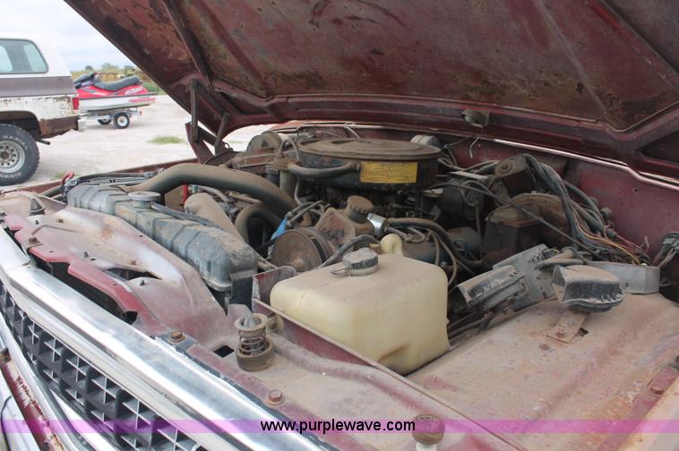 image for item C2849 1977 Jeep Wagoneer SUV