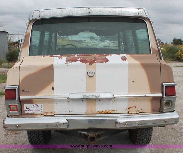image for item C2849 1977 Jeep Wagoneer SUV