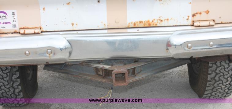 image for item C2849 1977 Jeep Wagoneer SUV