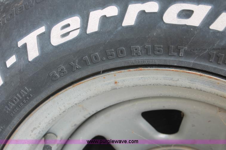 image for item C2849 1977 Jeep Wagoneer SUV