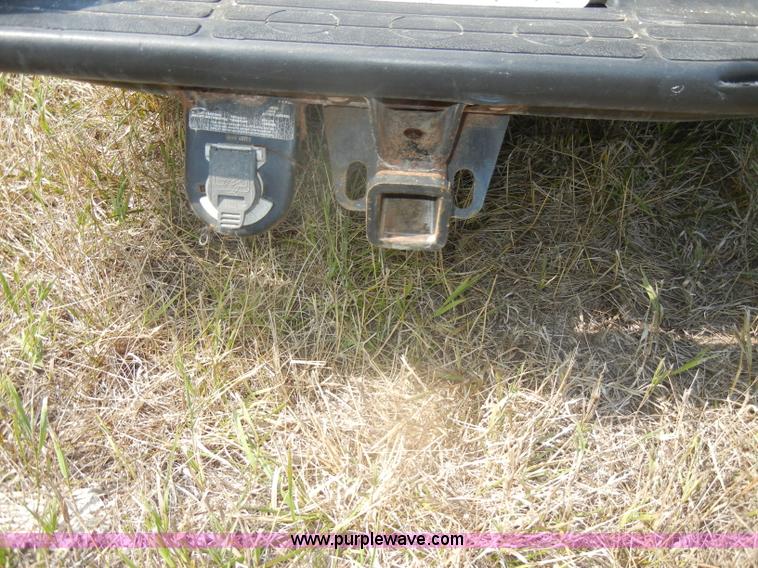 image for item D4414 2001 Chevrolet Suburban K1500 SUV