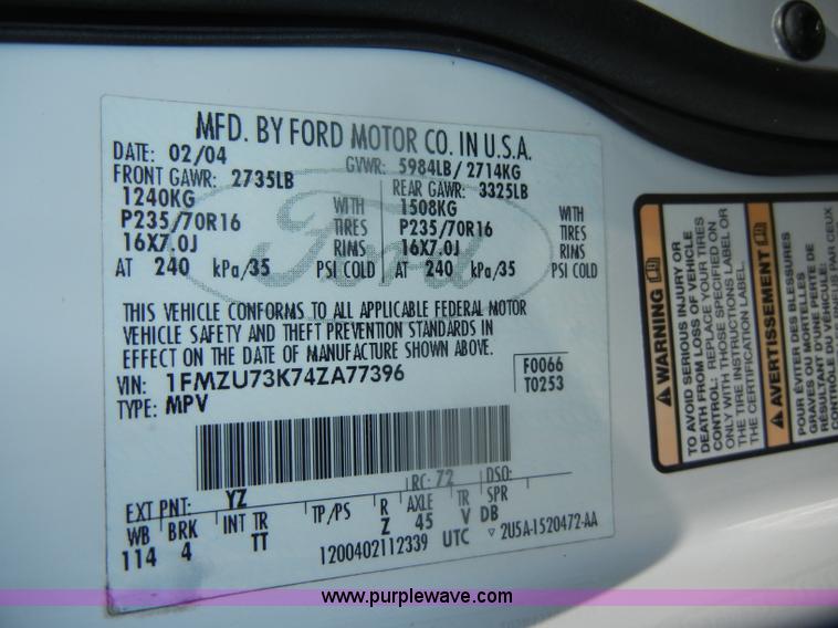 image for item D4878 2004 Ford Explorer XLT SUV