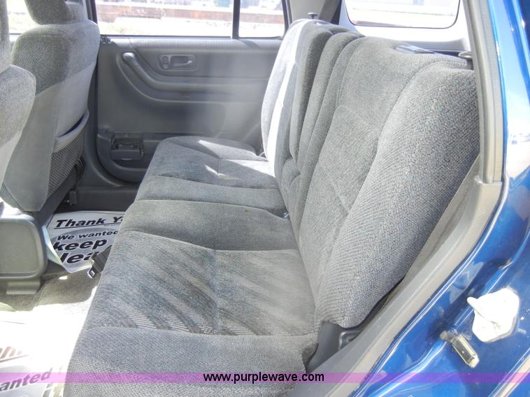 image for item D4950 1999 Honda CR-V LX SUV