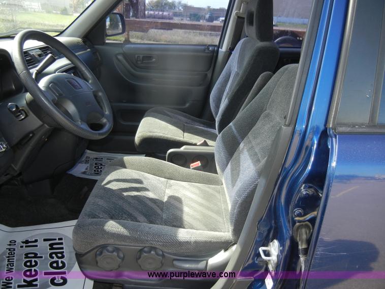 image for item D4950 1999 Honda CR-V LX SUV