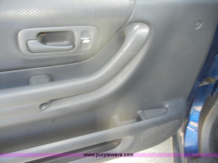image for item D4950 1999 Honda CR-V LX SUV