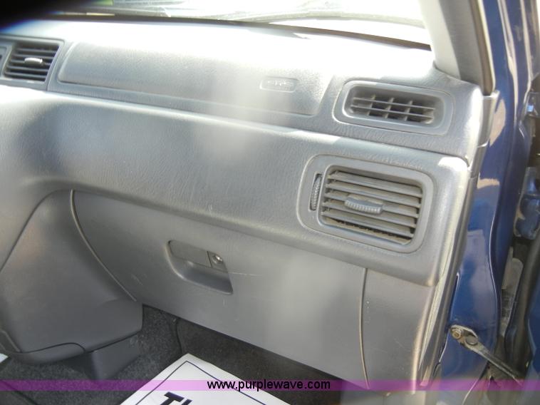 image for item D4950 1999 Honda CR-V LX SUV