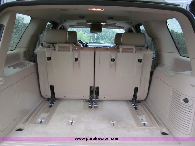 image for item E2014 2007 GMC Yukon Denali SUV