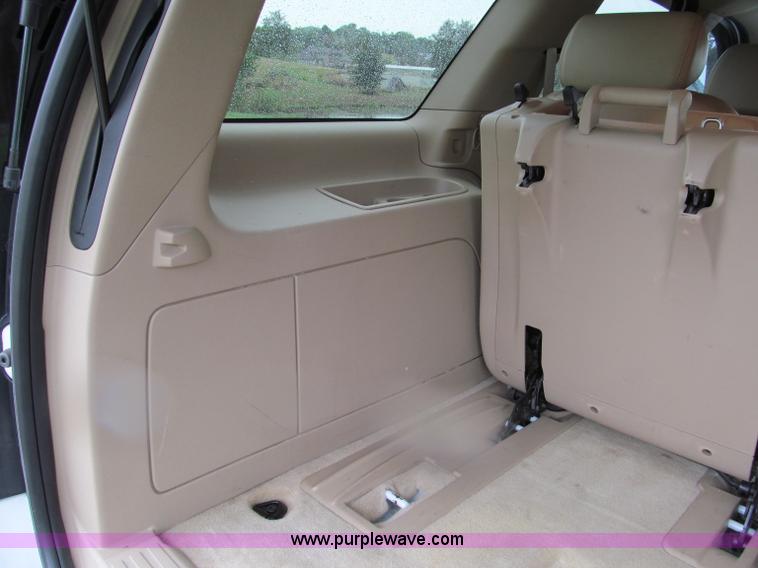 image for item E2014 2007 GMC Yukon Denali SUV