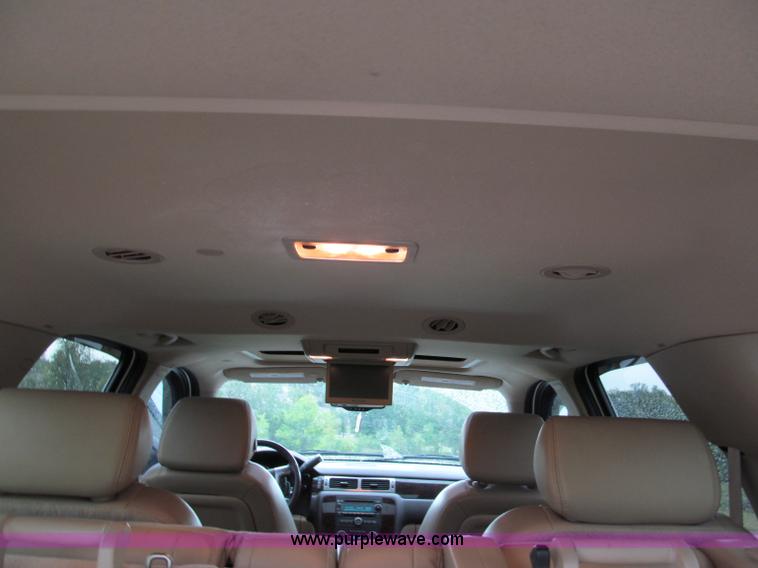 image for item E2014 2007 GMC Yukon Denali SUV