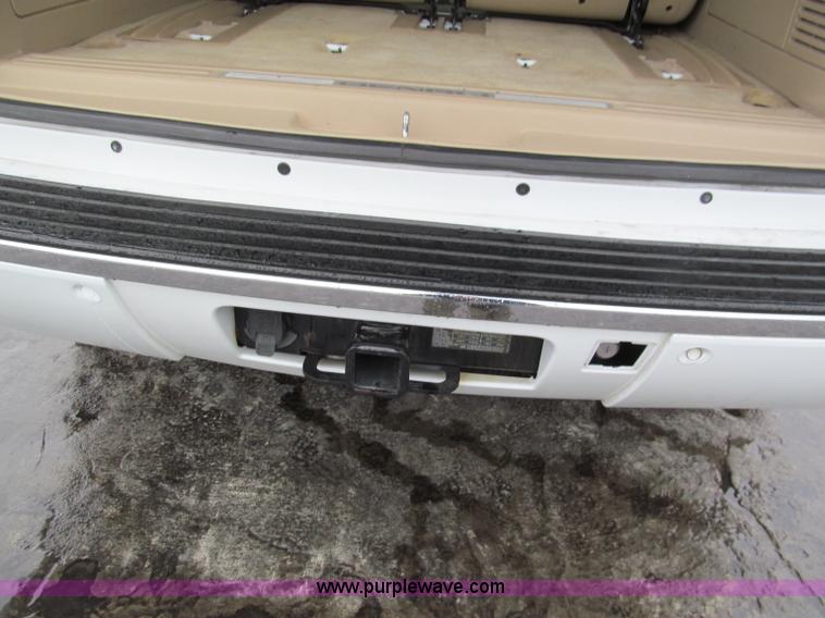image for item E2014 2007 GMC Yukon Denali SUV