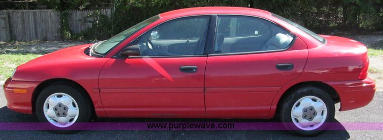 image for item E2175 1995 Plymouth Neon Highline