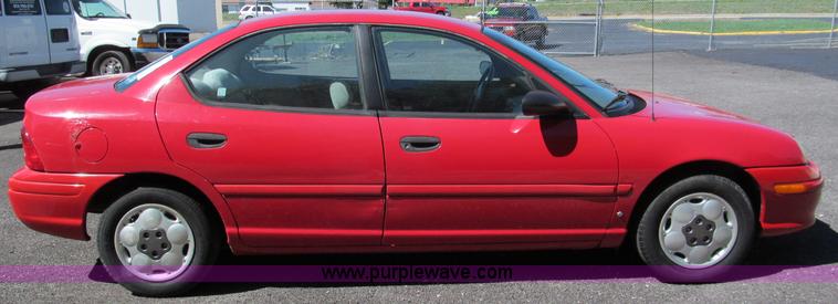 image for item E2175 1995 Plymouth Neon Highline