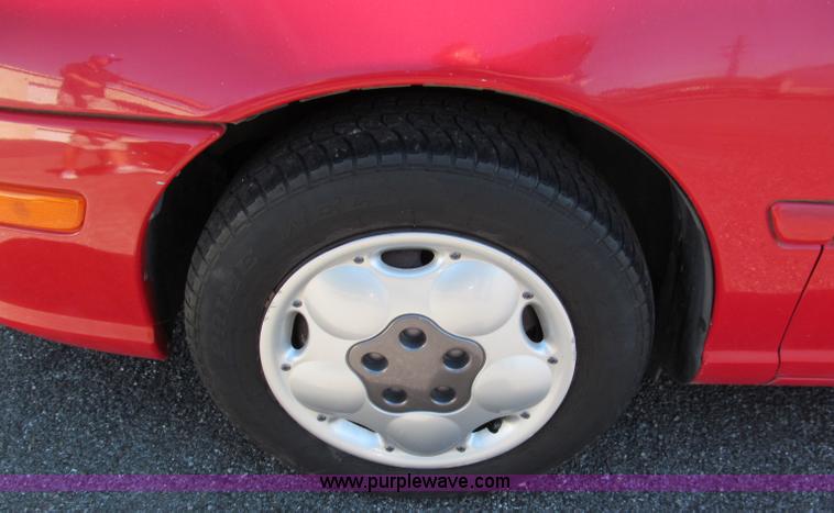image for item E2175 1995 Plymouth Neon Highline