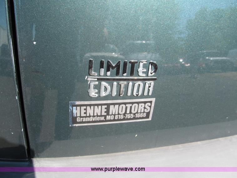 image for item E2176 2001 Chrysler PT Cruiser Limited Edition